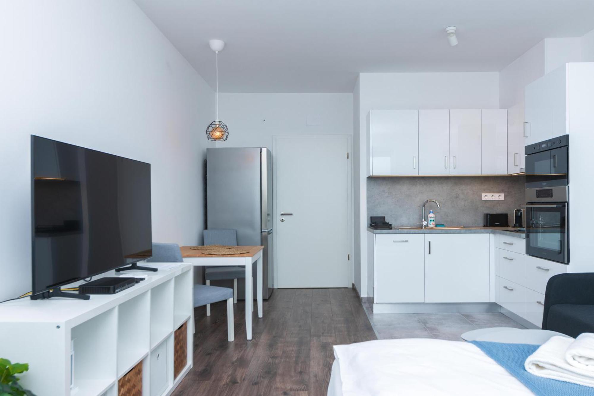 Waterfront City Apartments By Urbanrent Budapest Exterior photo